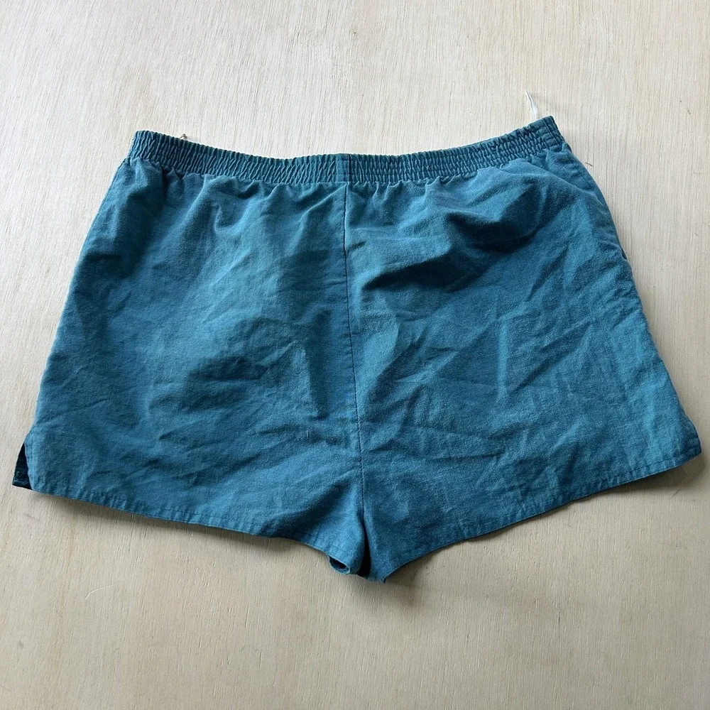 Vintage Action Scene Micro Shorts Womens 32 Blue Elastic Waist 2 Inseam Summer
